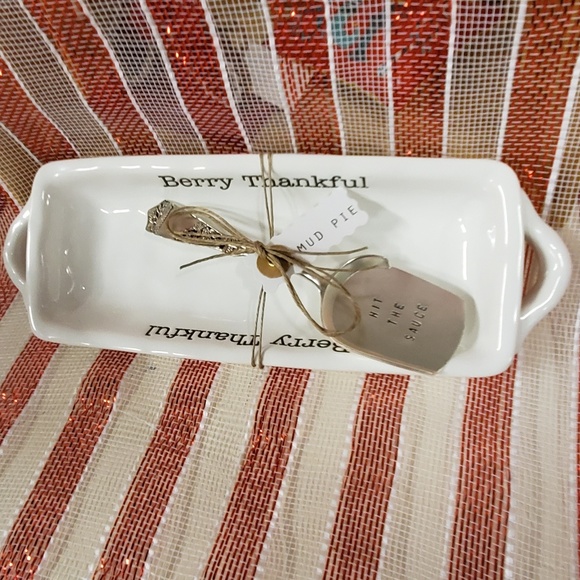 Mud Pie Other - Berry Thankful Dish Set